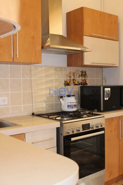 Aylıq Kirayə 2 otaqlı Köhnə Tikili bina evi  50m², Bakı