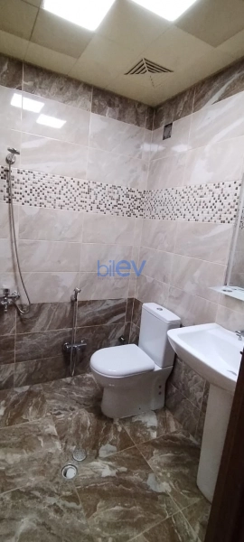 Aylıq Kirayə 3 otaqlı Köhnə Tikili bina evi  115m², Bakı