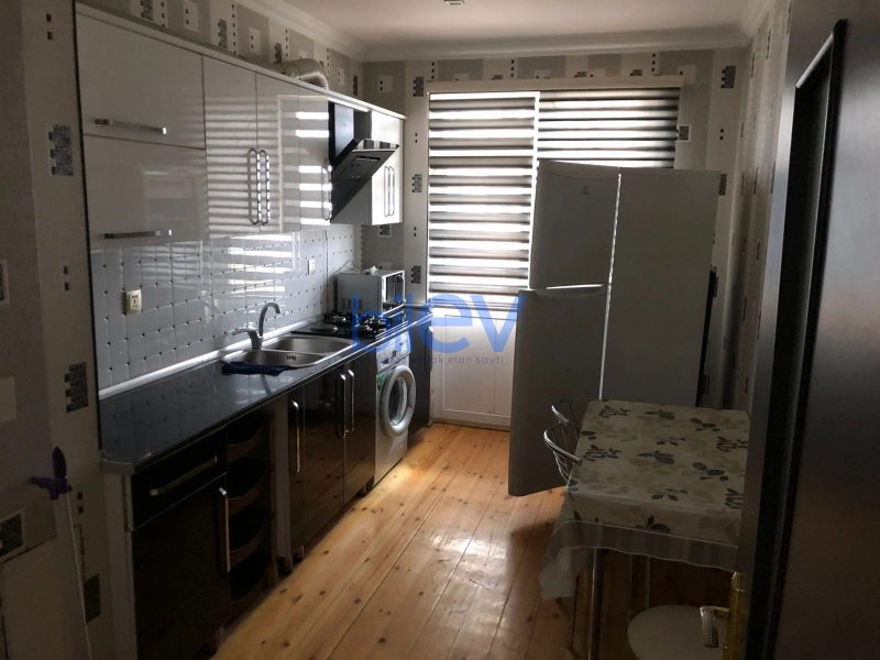 Aylıq Kirayə 2 otaqlı Yeni Tikili bina evi  97m², Bakı