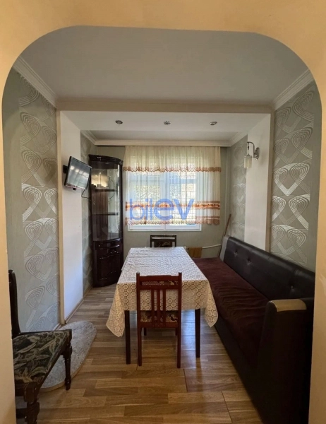 Aylıq Kirayə 3 otaqlı Köhnə Tikili bina evi  60m², Bakı