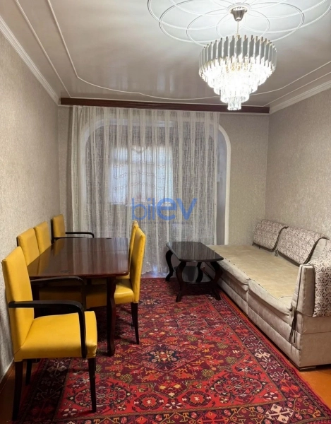 Aylıq Kirayə 3 otaqlı Köhnə Tikili bina evi  60m², Bakı