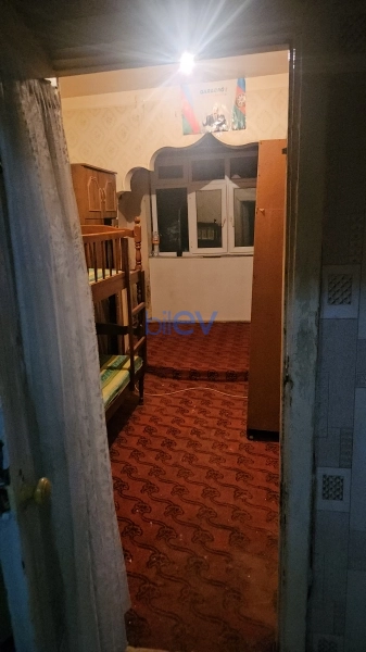 Aylıq Kirayə 3 otaqlı Köhnə Tikili bina evi  65m², Bakı