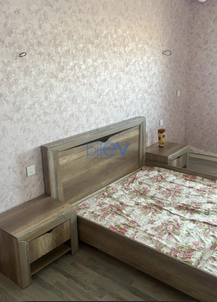 Aylıq Kirayə 3 otaqlı Yeni Tikili bina evi  120m², Bakı