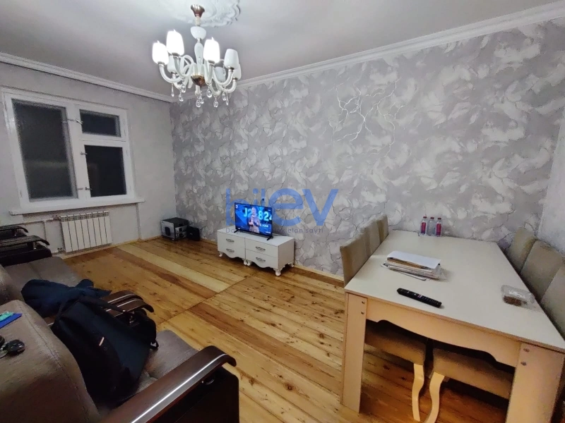 Aylıq Kirayə 2 otaqlı Köhnə Tikili bina evi  65m², Bakı