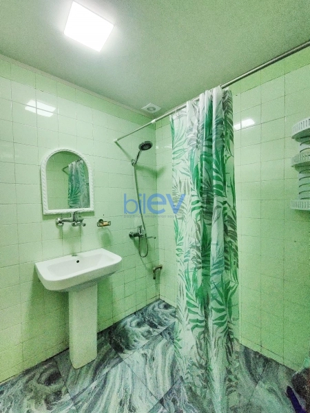 Aylıq Kirayə 2 otaqlı Köhnə Tikili bina evi  65m², Bakı