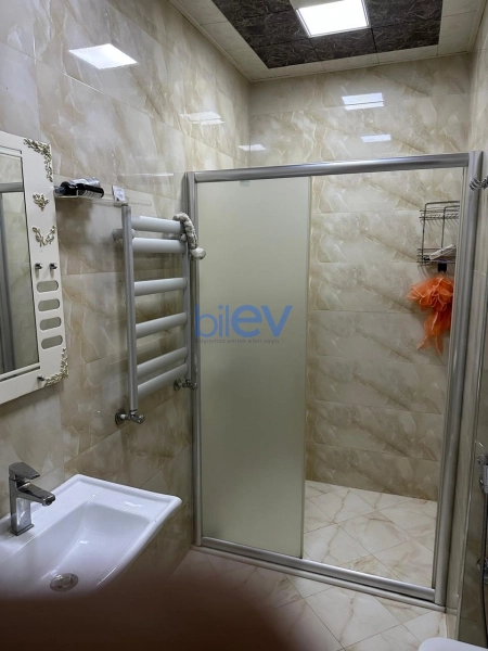 Aylıq Kirayə 2 otaqlı Yeni Tikili bina evi  100m², Bakı