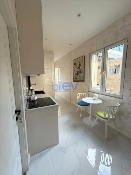 Aylıq Kirayə 2 otaqlı Köhnə Tikili bina evi  40m², Bakı