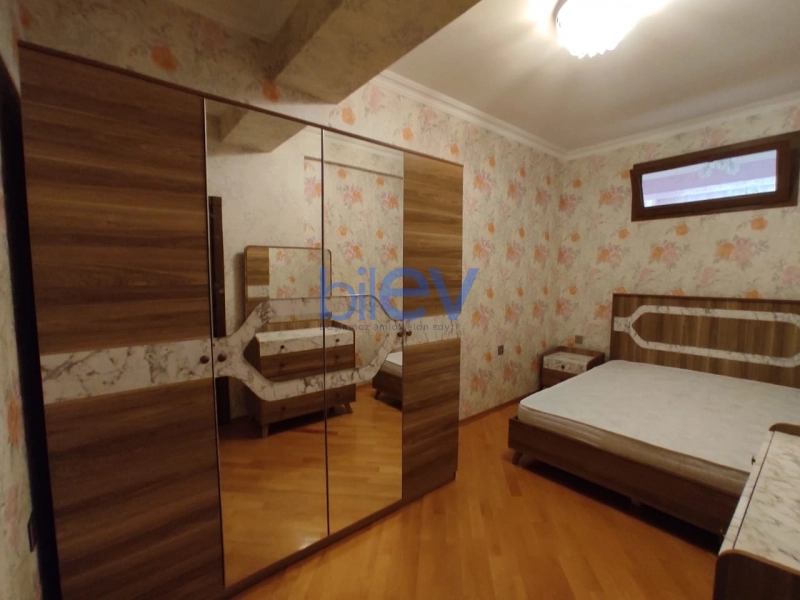 Aylıq Kirayə 3 otaqlı Yeni Tikili bina evi  90m², Bakı