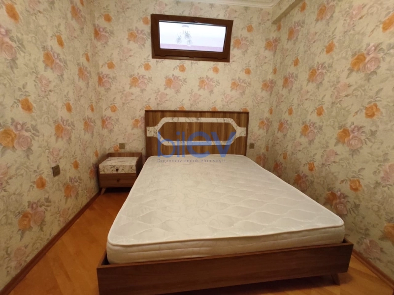 Aylıq Kirayə 3 otaqlı Yeni Tikili bina evi  90m², Bakı
