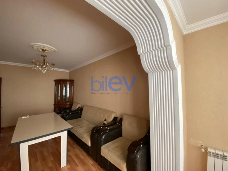 Aylıq Kirayə 3 otaqlı Köhnə Tikili bina evi  100m², Bakı