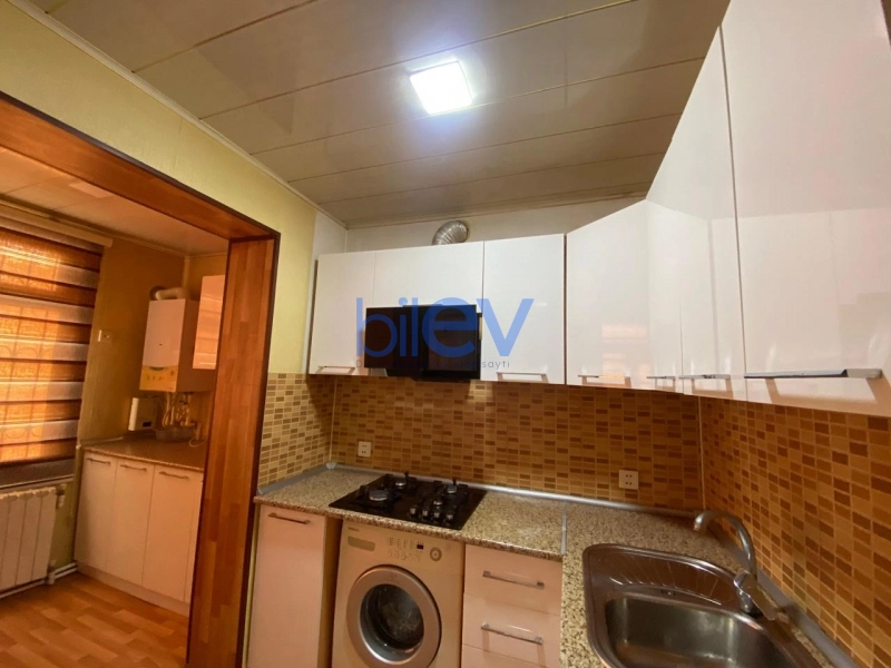 Aylıq Kirayə 3 otaqlı Köhnə Tikili bina evi  100m², Bakı