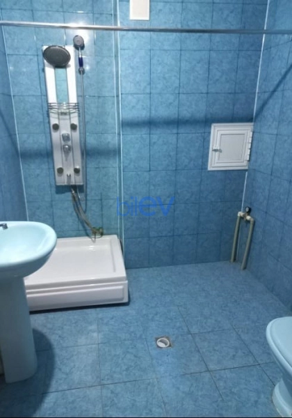 Aylıq Kirayə 2 otaqlı Yeni Tikili bina evi  90m², Bakı