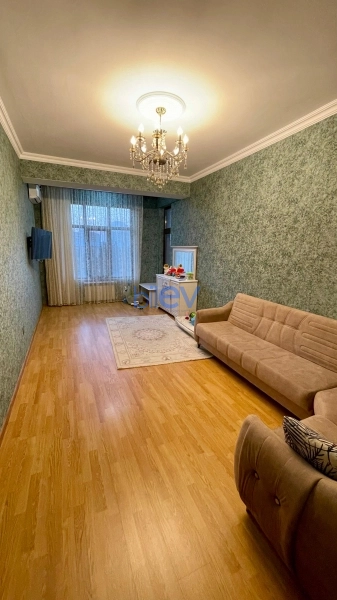 Aylıq Kirayə 2 otaqlı Yeni Tikili bina evi  84m², Bakı