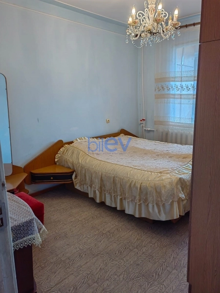 Satış 4 otaqlı Köhnə Tikili bina evi  83m², Bakı