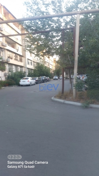 Satış 2 otaqlı Köhnə Tikili bina evi  42m², Bakı