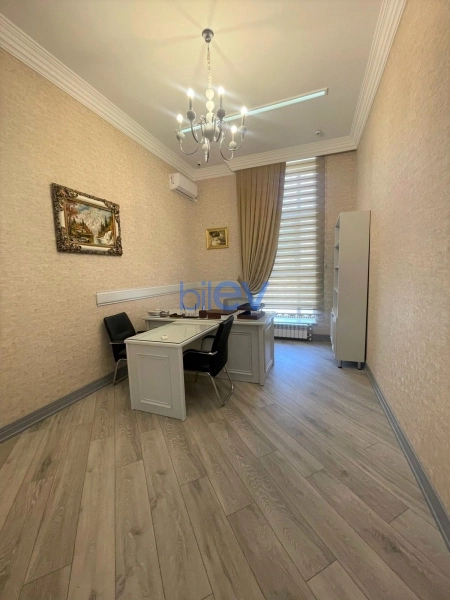 Satış 5 otaqlı Ofis  185m², Bakı