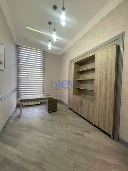 Satış 5 otaqlı Ofis  185m², Bakı