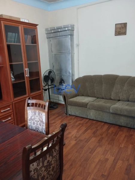 Aylıq Kirayə 2 otaqlı Köhnə Tikili bina evi  48m², Bakı
