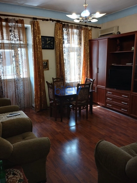 Aylıq Kirayə 2 otaqlı Köhnə Tikili bina evi  48m², Bakı