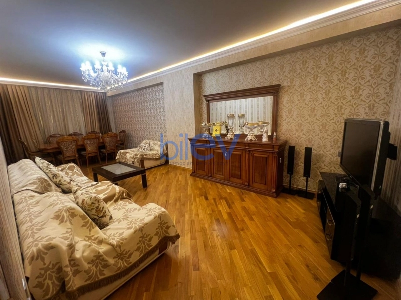 Aylıq Kirayə 2 otaqlı Yeni Tikili bina evi  100m², Bakı