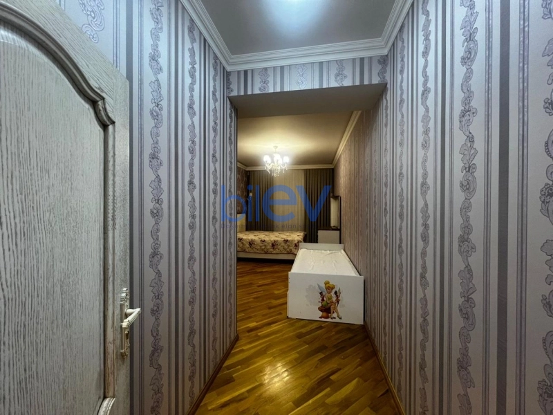 Aylıq Kirayə 2 otaqlı Yeni Tikili bina evi  100m², Bakı