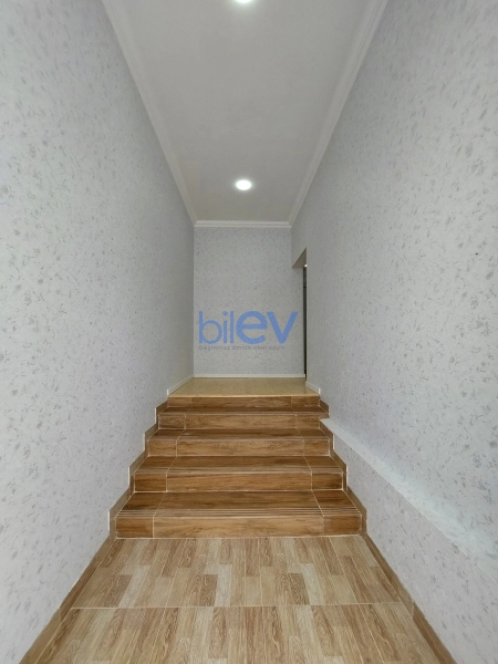 Satış  otaqlı Həyət evi  m², Bakı