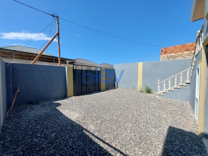Satış  otaqlı Həyət evi  m², Bakı
