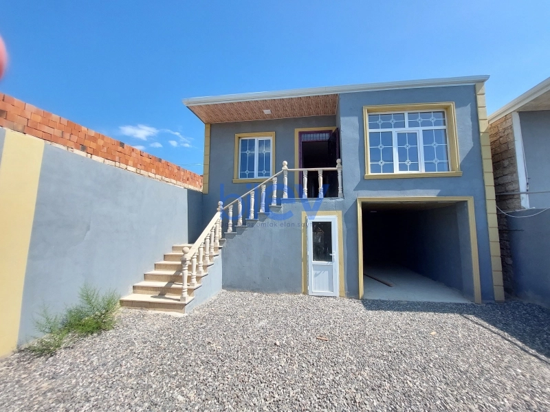 Satış  otaqlı Həyət evi  m², Bakı