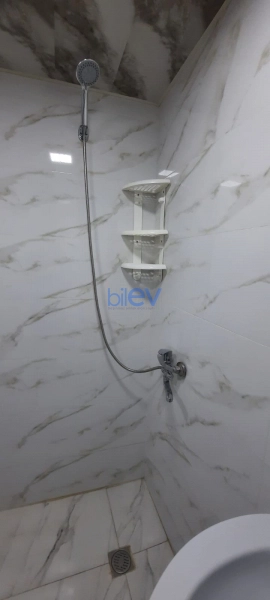 Aylıq Kirayə 2 otaqlı Köhnə Tikili bina evi  60m², Bakı