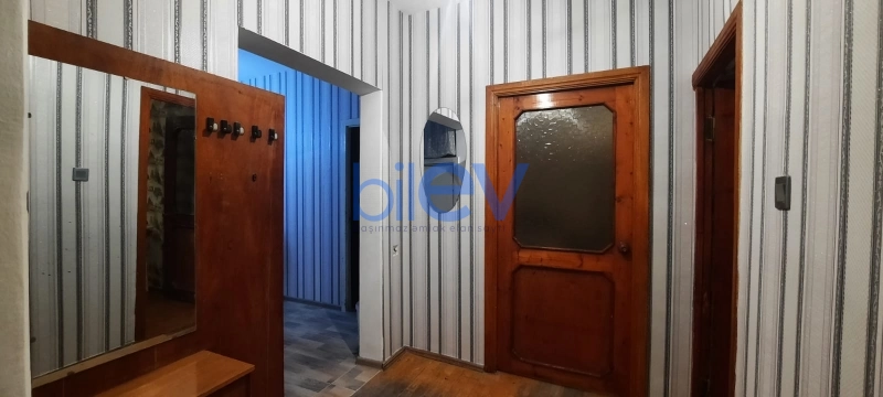 Aylıq Kirayə 2 otaqlı Köhnə Tikili bina evi  60m², Bakı