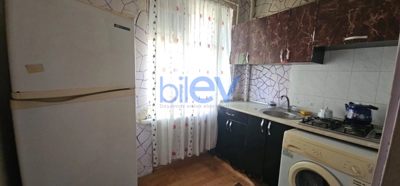 Aylıq Kirayə 1 otaqlı Köhnə Tikili bina evi  40m², Bakı