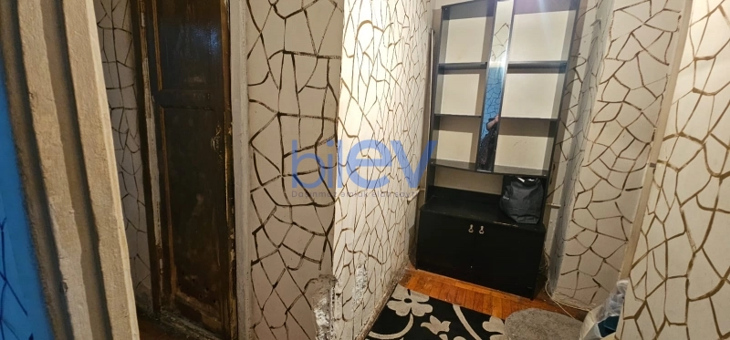 Aylıq Kirayə 1 otaqlı Köhnə Tikili bina evi  40m², Bakı
