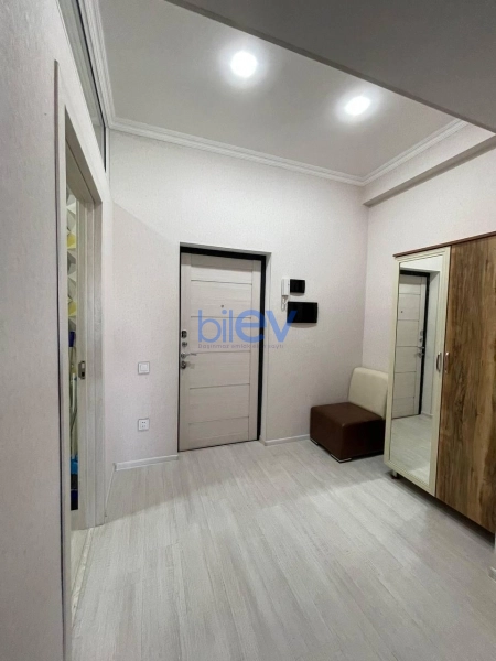 Aylıq Kirayə 2 otaqlı Yeni Tikili bina evi  67m², Bakı