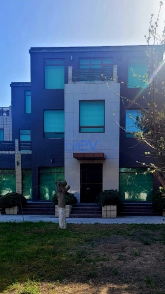 Satış 9 otaqlı Həyət evi  590m², Bakı