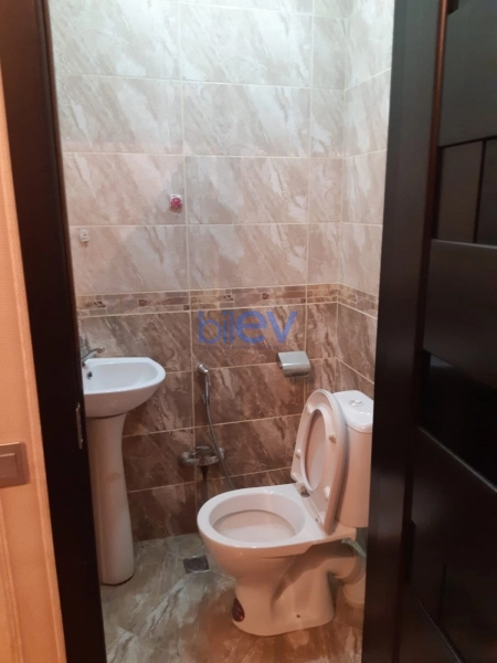 Aylıq Kirayə 2 otaqlı Yeni Tikili bina evi  75m², Bakı
