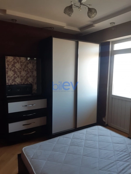 Aylıq Kirayə 2 otaqlı Yeni Tikili bina evi  75m², Bakı