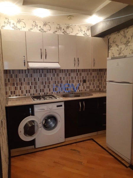 Aylıq Kirayə 2 otaqlı Yeni Tikili bina evi  75m², Bakı