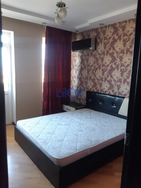 Aylıq Kirayə 2 otaqlı Yeni Tikili bina evi  75m², Bakı