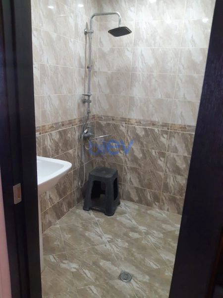 Aylıq Kirayə 2 otaqlı Yeni Tikili bina evi  75m², Bakı