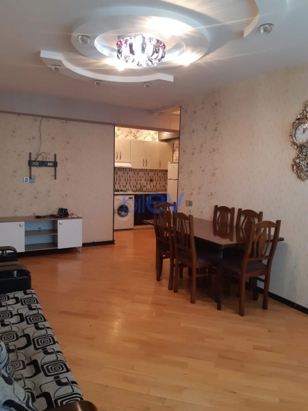 Aylıq Kirayə 2 otaqlı Yeni Tikili bina evi  75m², Bakı