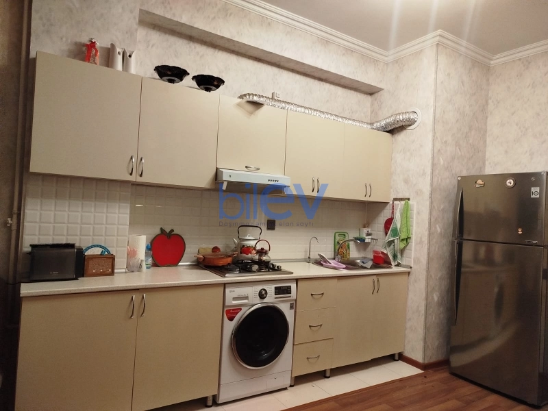 Aylıq Kirayə 2 otaqlı Yeni Tikili bina evi  90m², Bakı