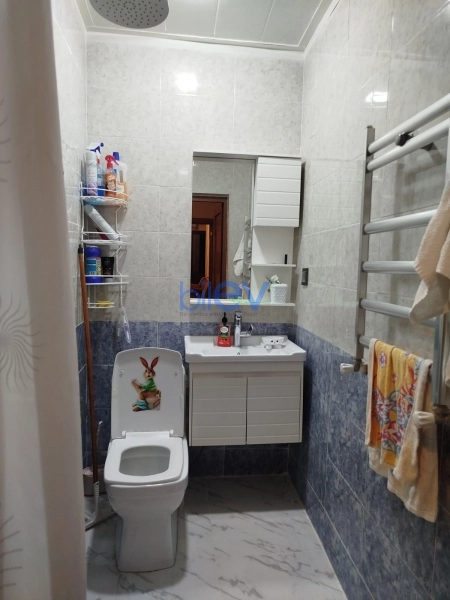 Aylıq Kirayə 2 otaqlı Yeni Tikili bina evi  90m², Bakı