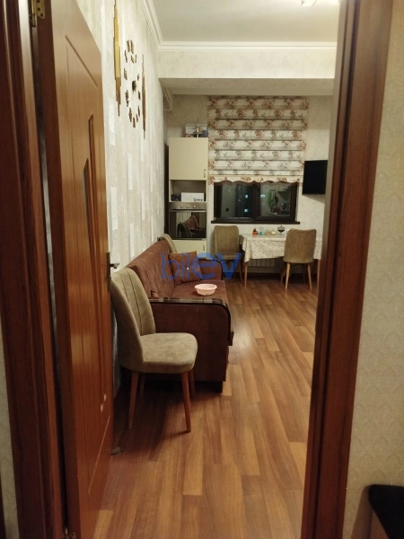 Aylıq Kirayə 2 otaqlı Yeni Tikili bina evi  90m², Bakı