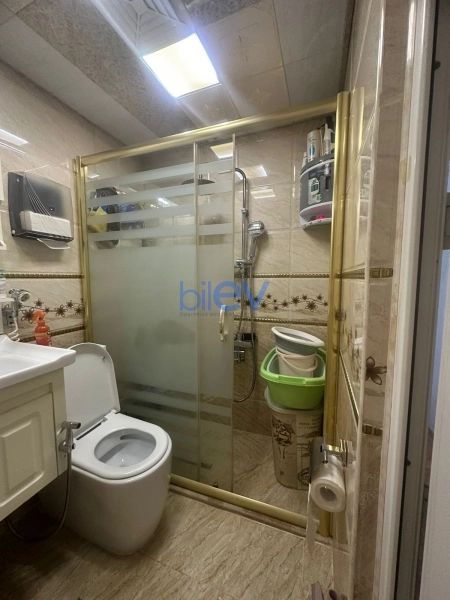 Aylıq Kirayə 2 otaqlı Köhnə Tikili bina evi  60m², Bakı