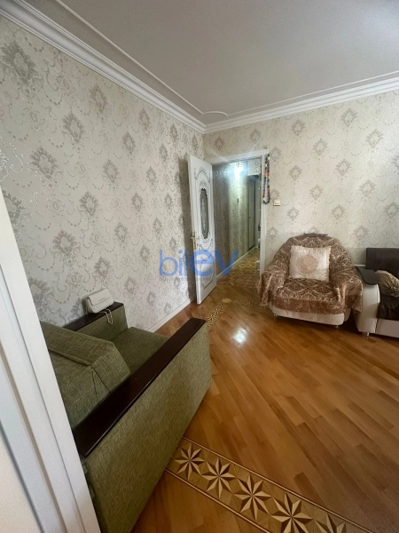 Aylıq Kirayə 2 otaqlı Köhnə Tikili bina evi  60m², Bakı
