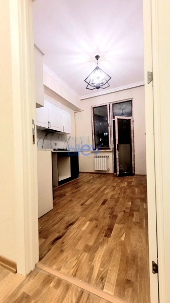 Aylıq Kirayə 2 otaqlı Yeni Tikili bina evi  75m², Bakı