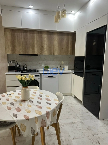 Aylıq Kirayə 2 otaqlı Yeni Tikili bina evi  64m², Bakı