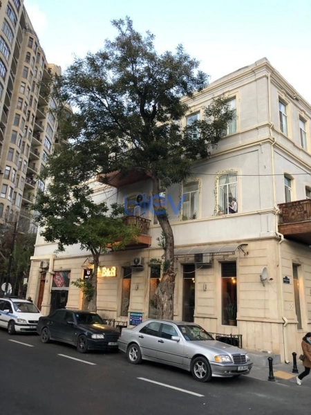 Aylıq Kirayə 2 otaqlı Köhnə Tikili bina evi  50m², Bakı