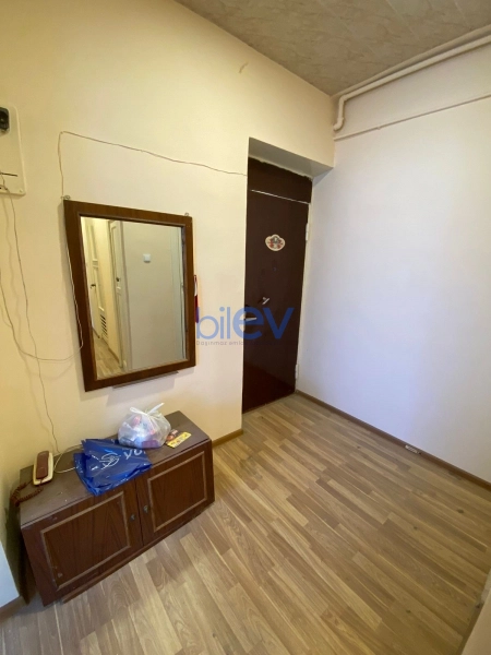 Satış 2 otaqlı Köhnə Tikili bina evi  60m², Bakı