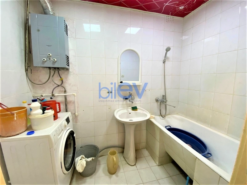 Satış 2 otaqlı Köhnə Tikili bina evi  60m², Bakı